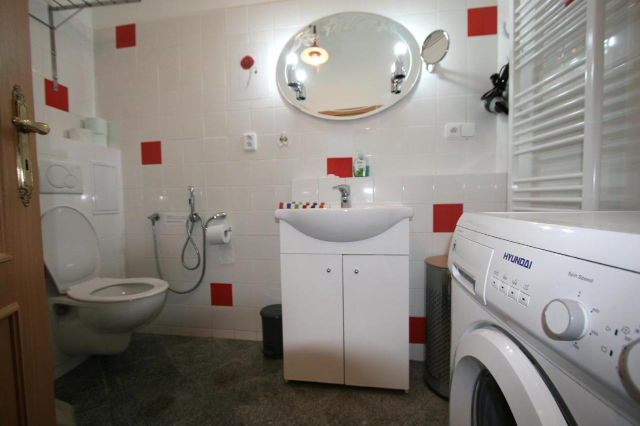 Apartment No. 12 Trziste 29 Karlovy Vary Ngoại thất bức ảnh