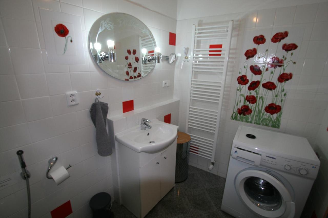 Apartment No. 12 Trziste 29 Karlovy Vary Ngoại thất bức ảnh